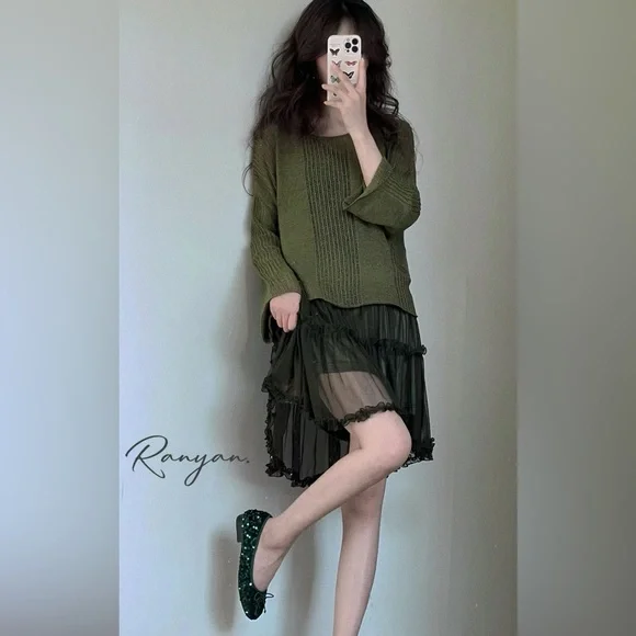 green emerald velvet dress Renaissance Medieval Fantasy Costume - 2 PC Chemise Gown & 4Point Skirt Cosplay Woodland Fairy Dress - The Fern Fairy